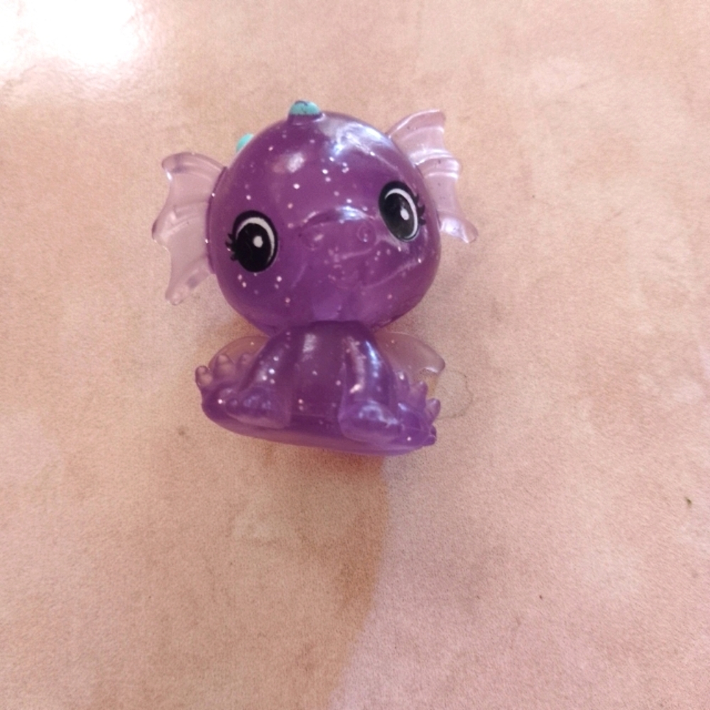 Hatchimals CollEGGtibles Hatchimals Season 1 Series Purple Swotter